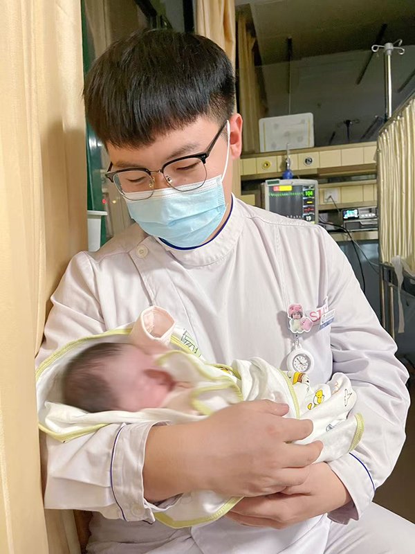 临床实习是理论与实践深度融合的重要阶
