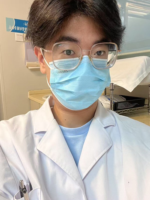 每一次为患者测量生命体征