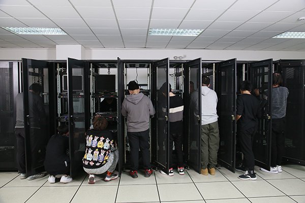 两者都保留在站内即可形成完整阅读路径